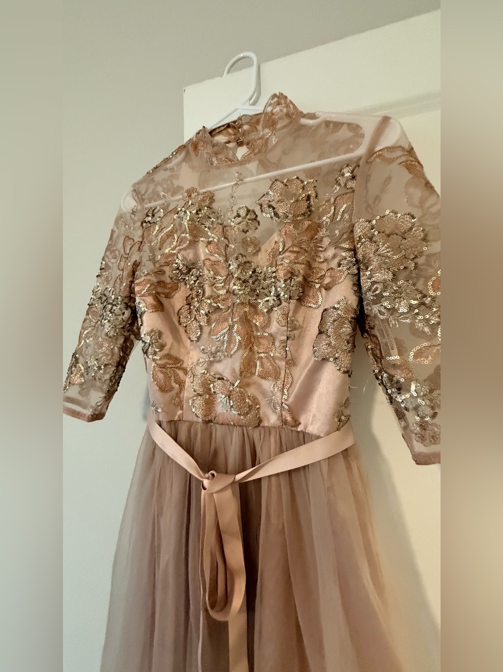 Chi Chi London Rose Gold Embroidered Lace & Tulle Midi Dress - Picture 4 of 10